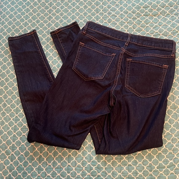 Old Navy skinny jeans - Picture 3 of 3